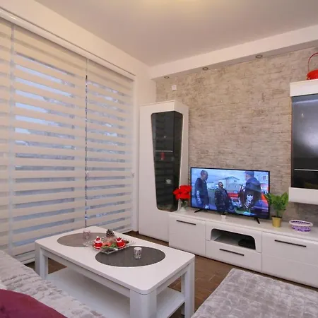 Fantastiko Lux זלאטיבור