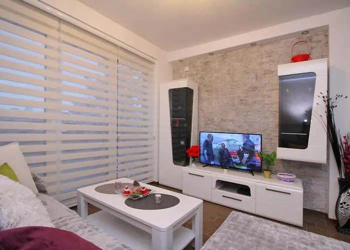 Fantastiko Lux זלאטיבור